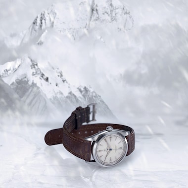1953年 - 先驅腕錶