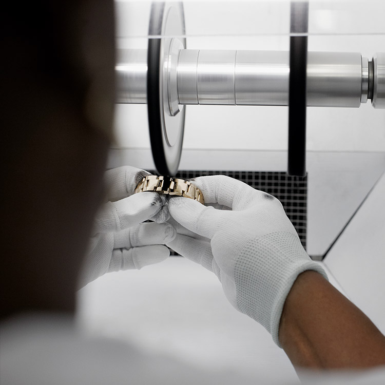 rolex watch polishing