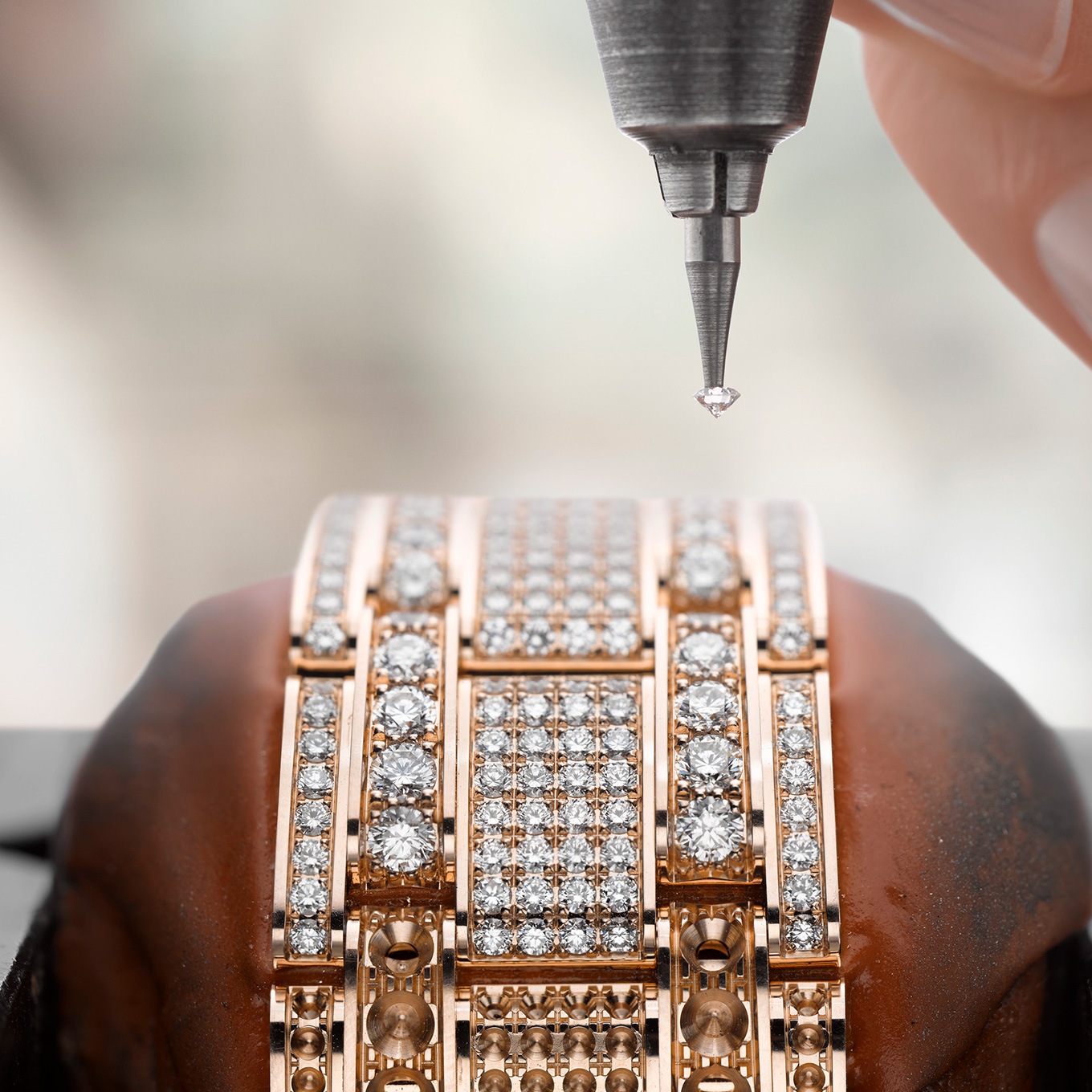 rolex pearlmaster 39 full diamond price